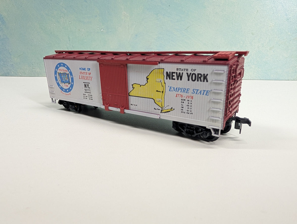 USED TRAIN MINIATURE HO Scale 40' State Car New York #10111