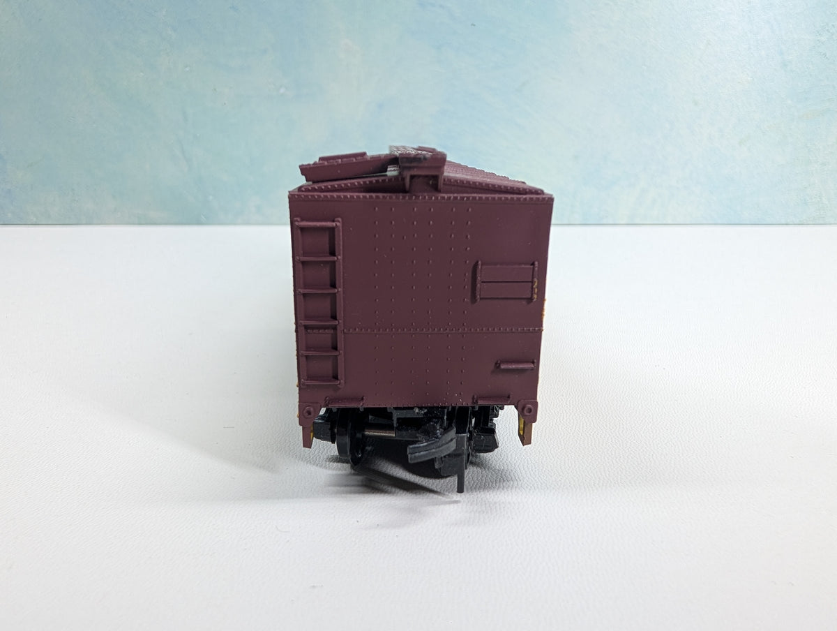 USED TRAIN MINIATURE HO Scale 40' Wooden Billboard Car Apple Sun Cured Chewing Tobacco RJR #65
