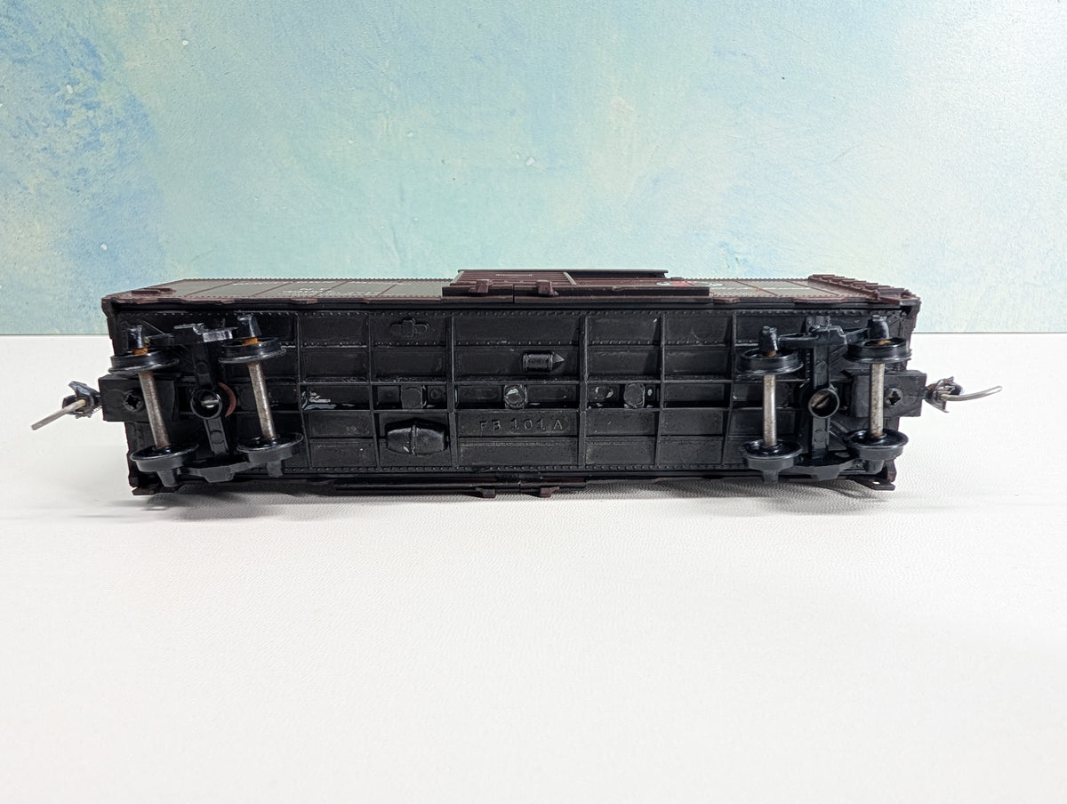 USED Roundhouse HO Scale 40' Box Car Northern Pacific NP #32097