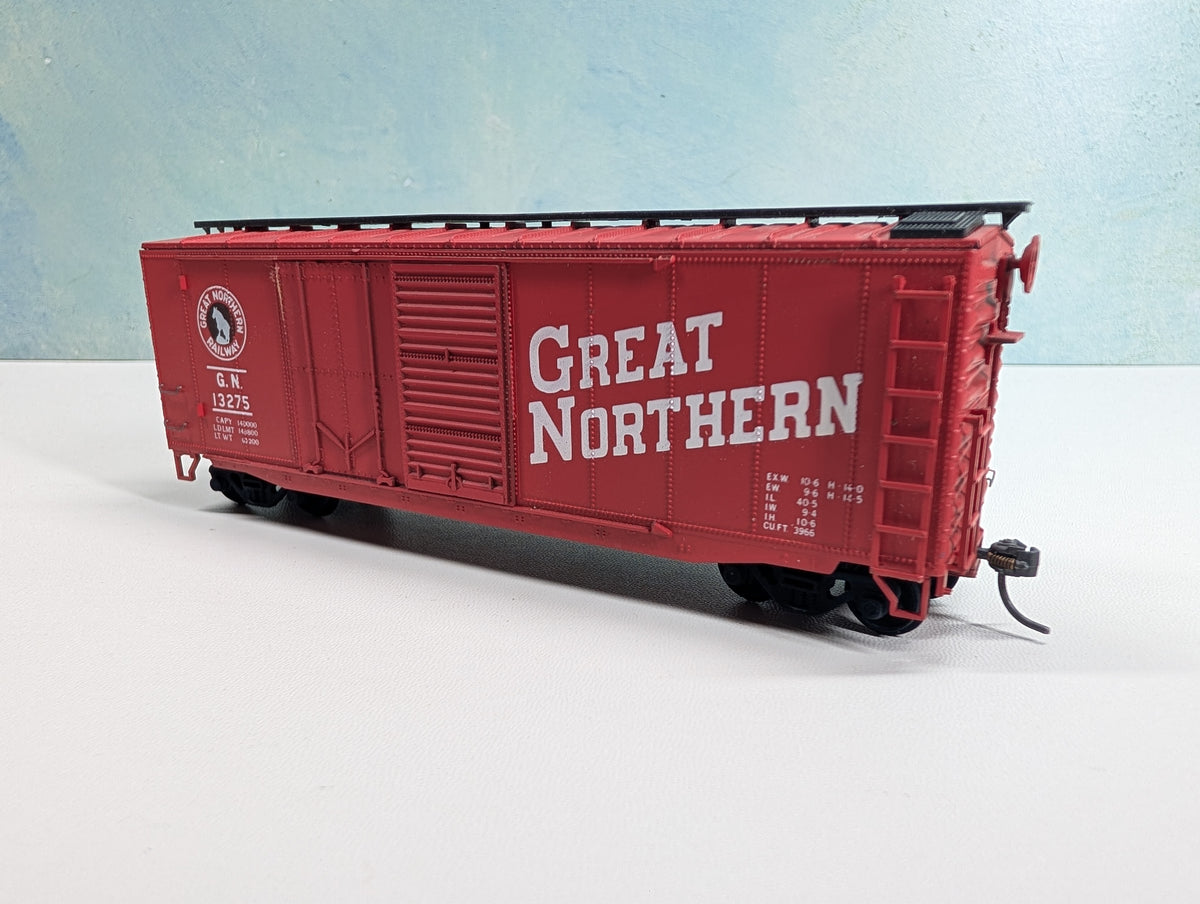 USED Front Range Products HO Scale 40' Box Car Great Northern GN #13275