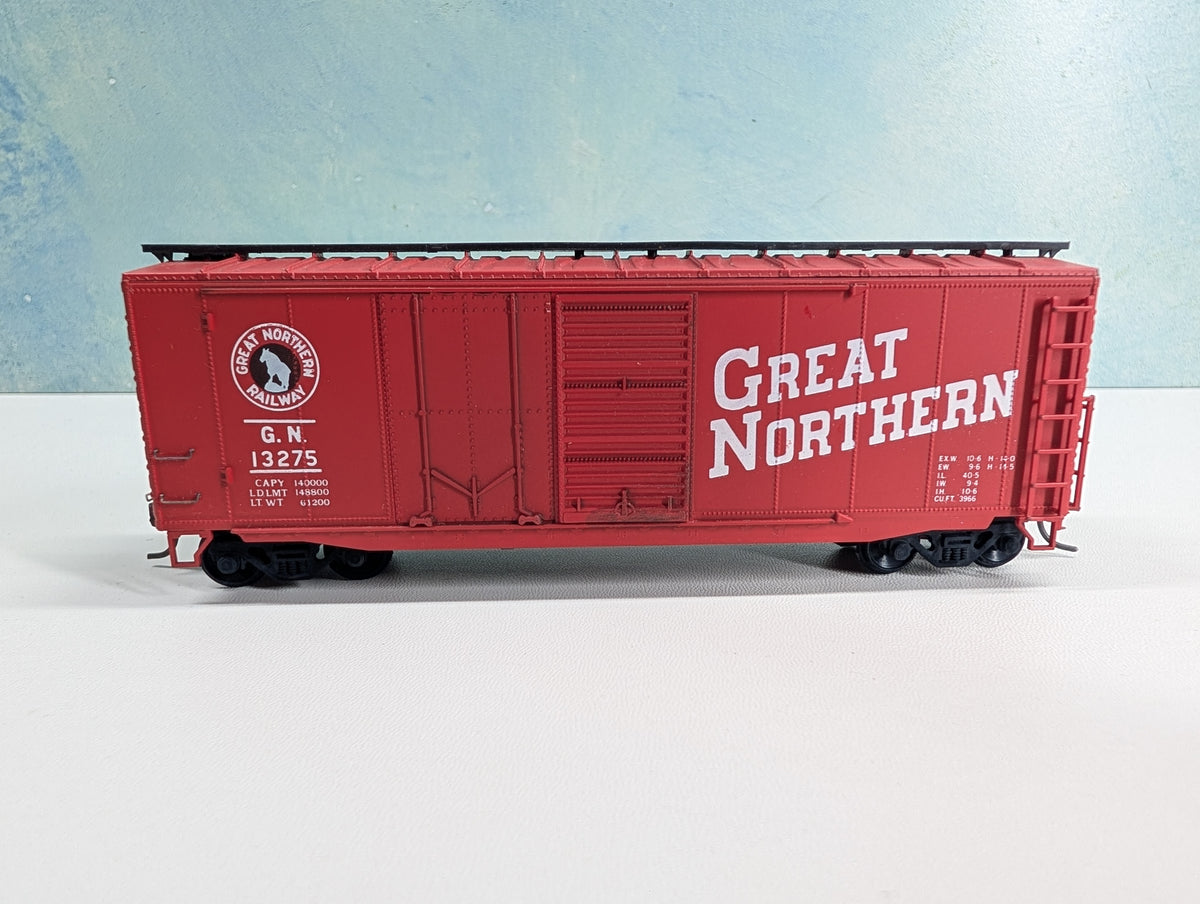 USED Front Range Products HO Scale 40' Box Car Great Northern GN #13275