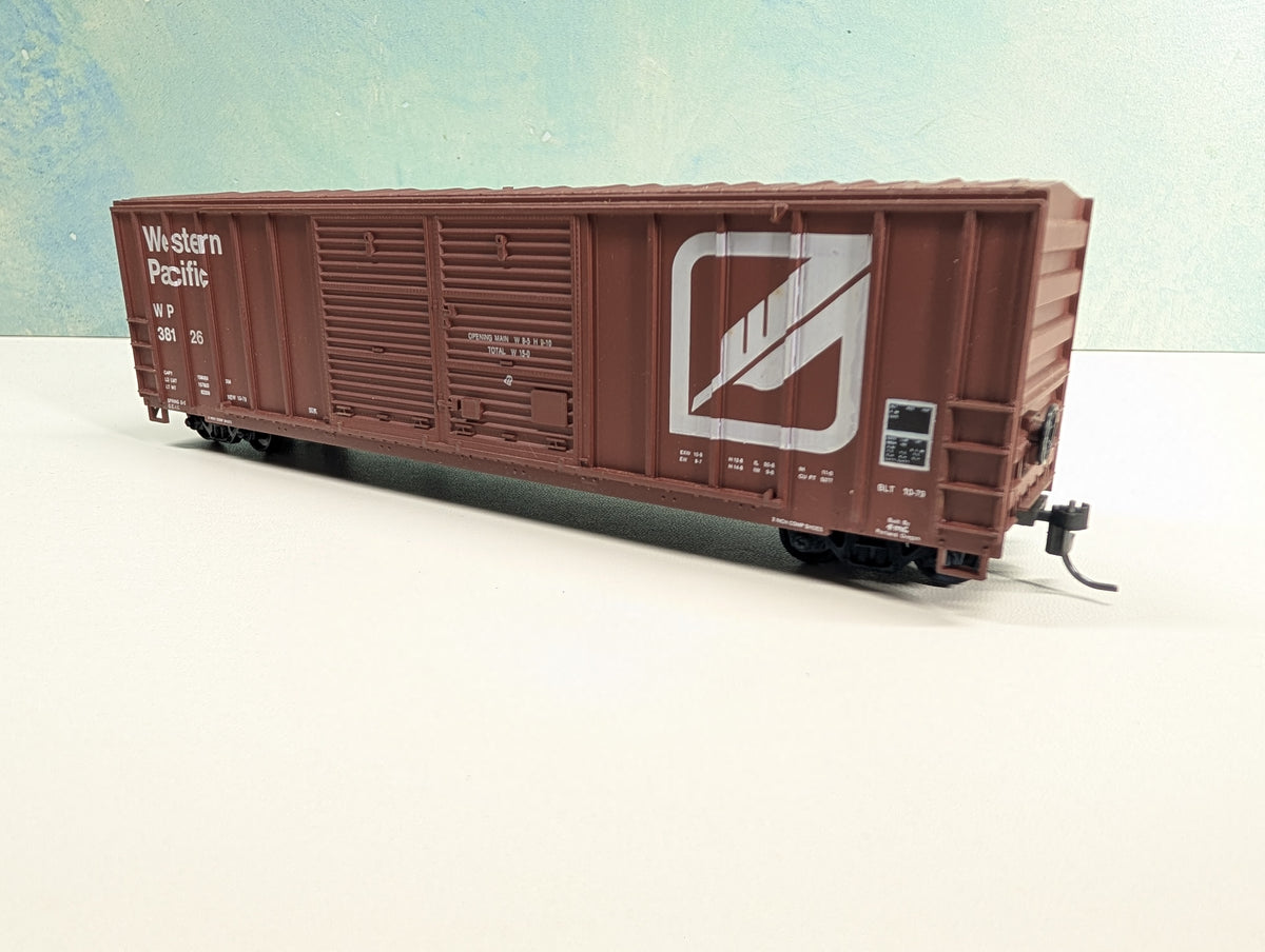 USED Roundhouse HO Scale 50' DD Box Car Western Pacific WP #38126