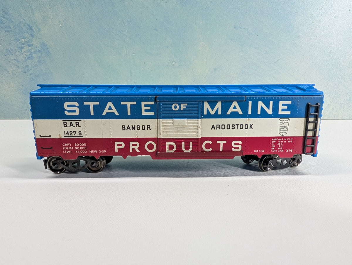 USED Fleischmann HO Scale 40' Box Car, Metal Bangor and Aroostook BAR #1427 S Metal Wheels