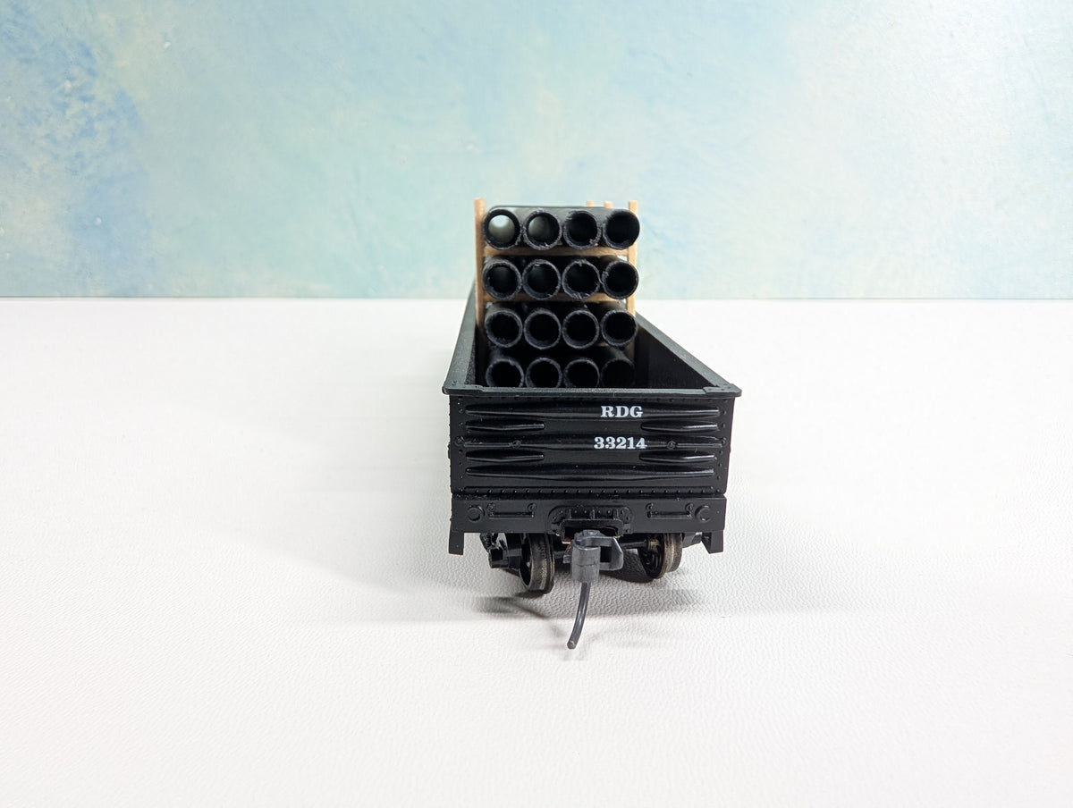 USED Athearn HO Scale 50' Gondola w/ Pipe Load Reading RDG #33214 Bev-Bel, Metal Wheels