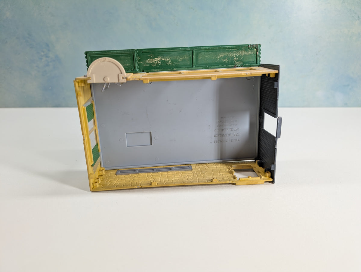 USED HO Scale Bank