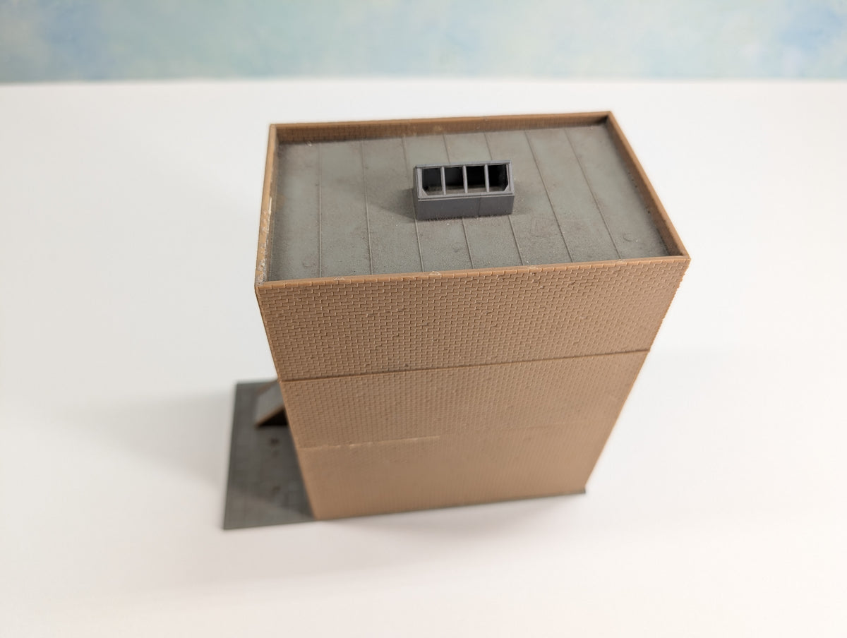 USED Model Power HO Scale Apartment Building Burned Down