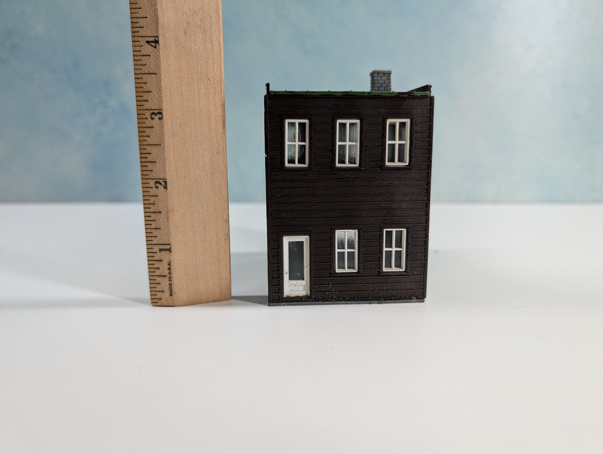 USED HO Scale Old Time Storefront