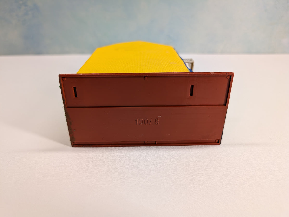 USED HO Scale Yellow and Dark Blue House