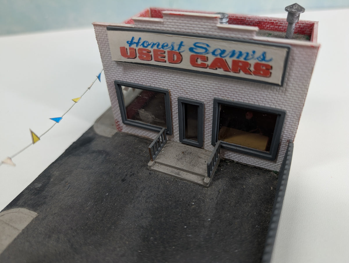 USED Tyco HO Scale Honest Sam's Used Cars, Car Dealership