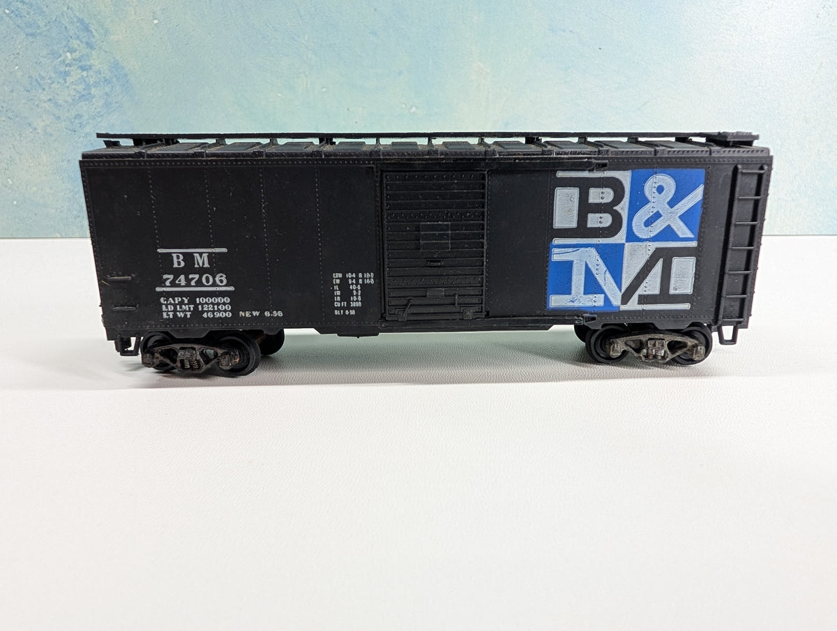 USED Athearn HO Scale 40' Box Car Boston and Maine BM #74706