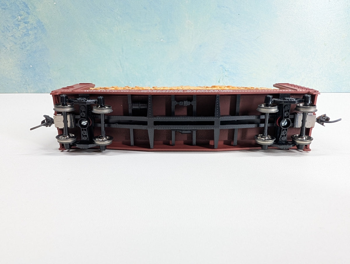 USED Athearn HO Scale Bulkhead Flat Car w/ Load Western Maryland WM #401 Metal Wheels