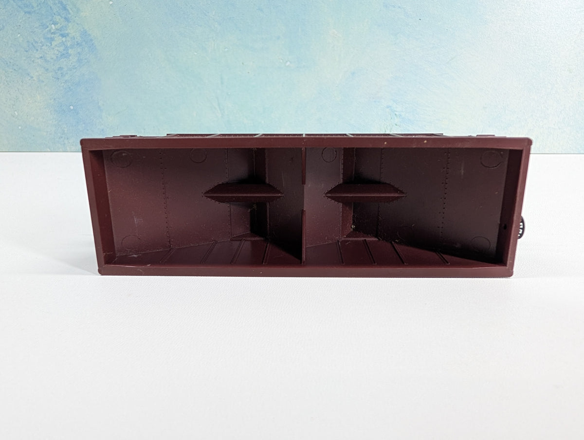 USED Athearn HO Scale 2 Bay Hopper Pennsylvania PRR #220558 Metal Wheels