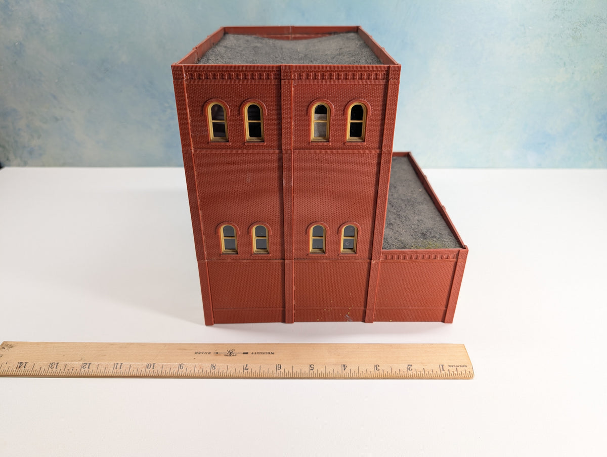 USED DPM HO Scale Large Brick Warehouse