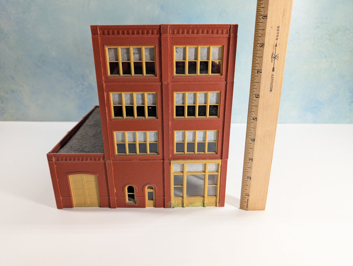 USED DPM HO Scale Large Brick Warehouse