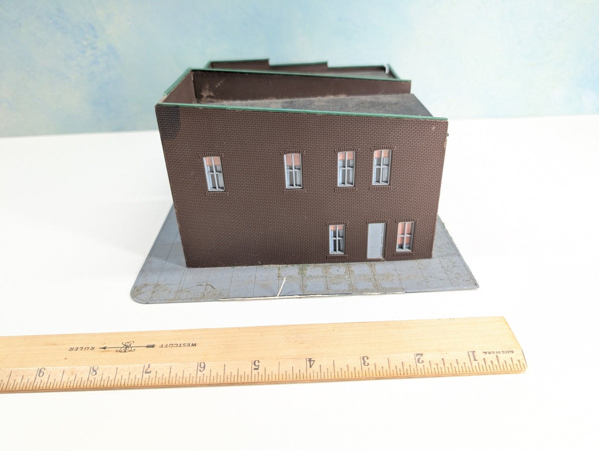 USED HO Scale Randy's Candy & Gray's Gifts, 2 Brown Storefronts