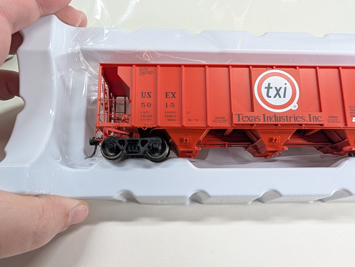 Tangent #35164-01 HO Scale PS-2 2929 Covered Hopper Texas Industries USEX #5015 Metal Wheels
