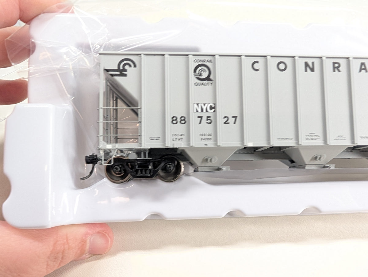 Tangent #28062-02 HO Scale 4600 Covered Hopper CSX NYC #887527 EX-Conrail, Metal Wheels