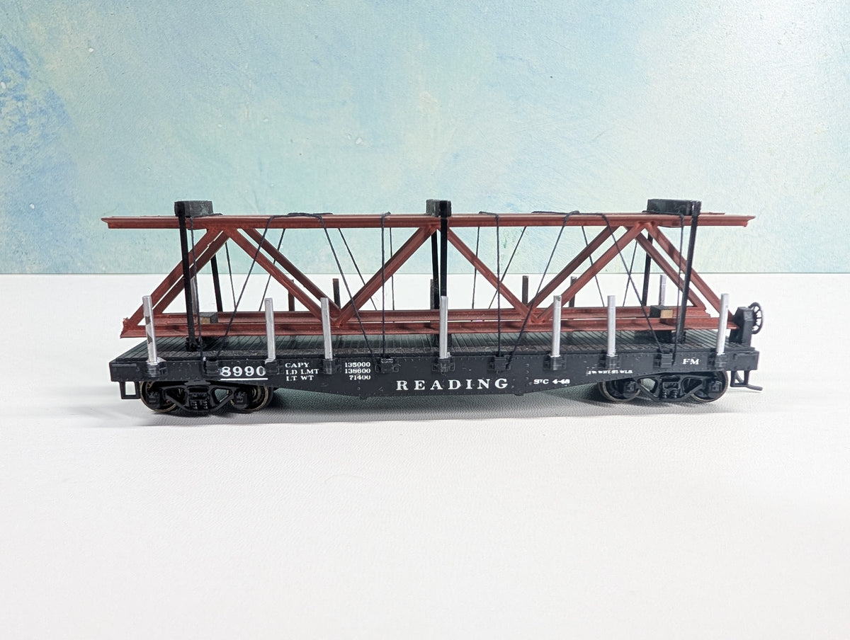 USED Athearn HO Scale Flat Car w/ Custom Load Reading RDG #8990 Metal Wheels