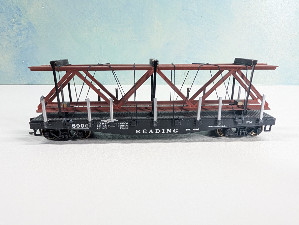 USED Athearn HO Scale Flat Car w/ Custom Load Reading RDG #8990 Metal Wheels