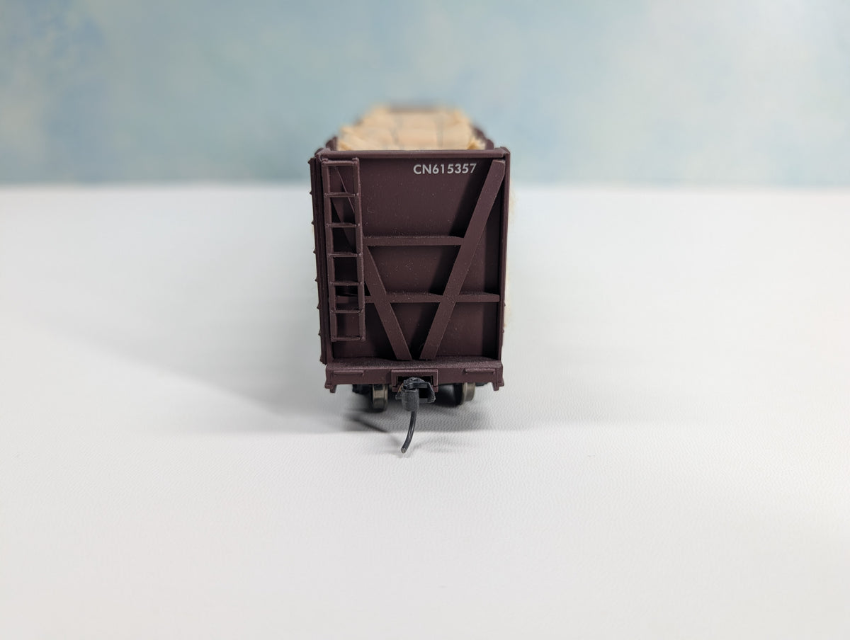 USED Walthers HO Scale Pulpwood Flat Car w/ Custom Load Canadian National CN #615357 Metal Wheels