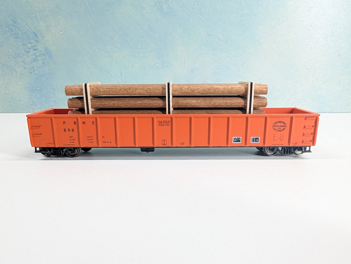 USED Roundhouse HO Scale 50' Gondola w/ Custom Load Philadelphia, Bethlehem and New England PBNE #898