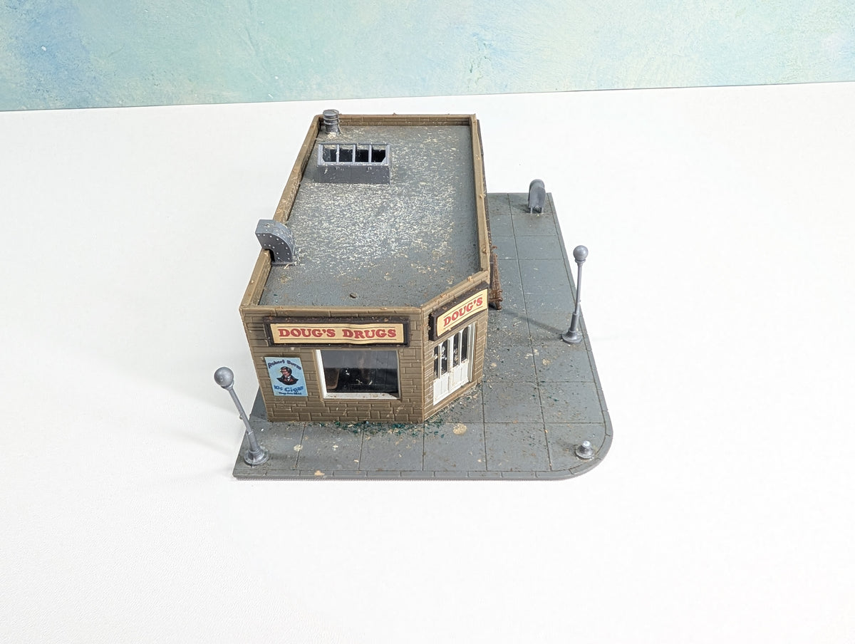 USED Tyco HO Scale Doug's Drug Store