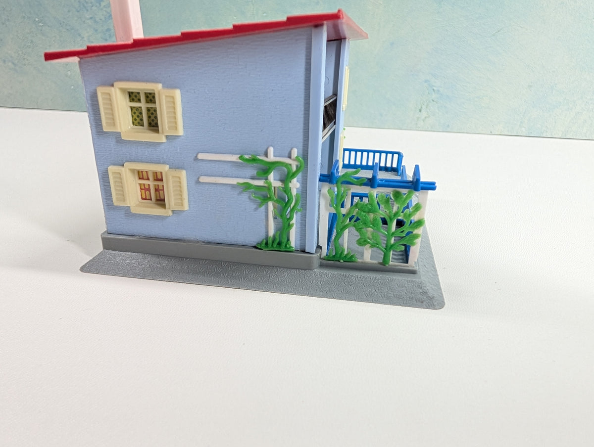 USED Hoffmann HO Scale 2 Family Apartment Building