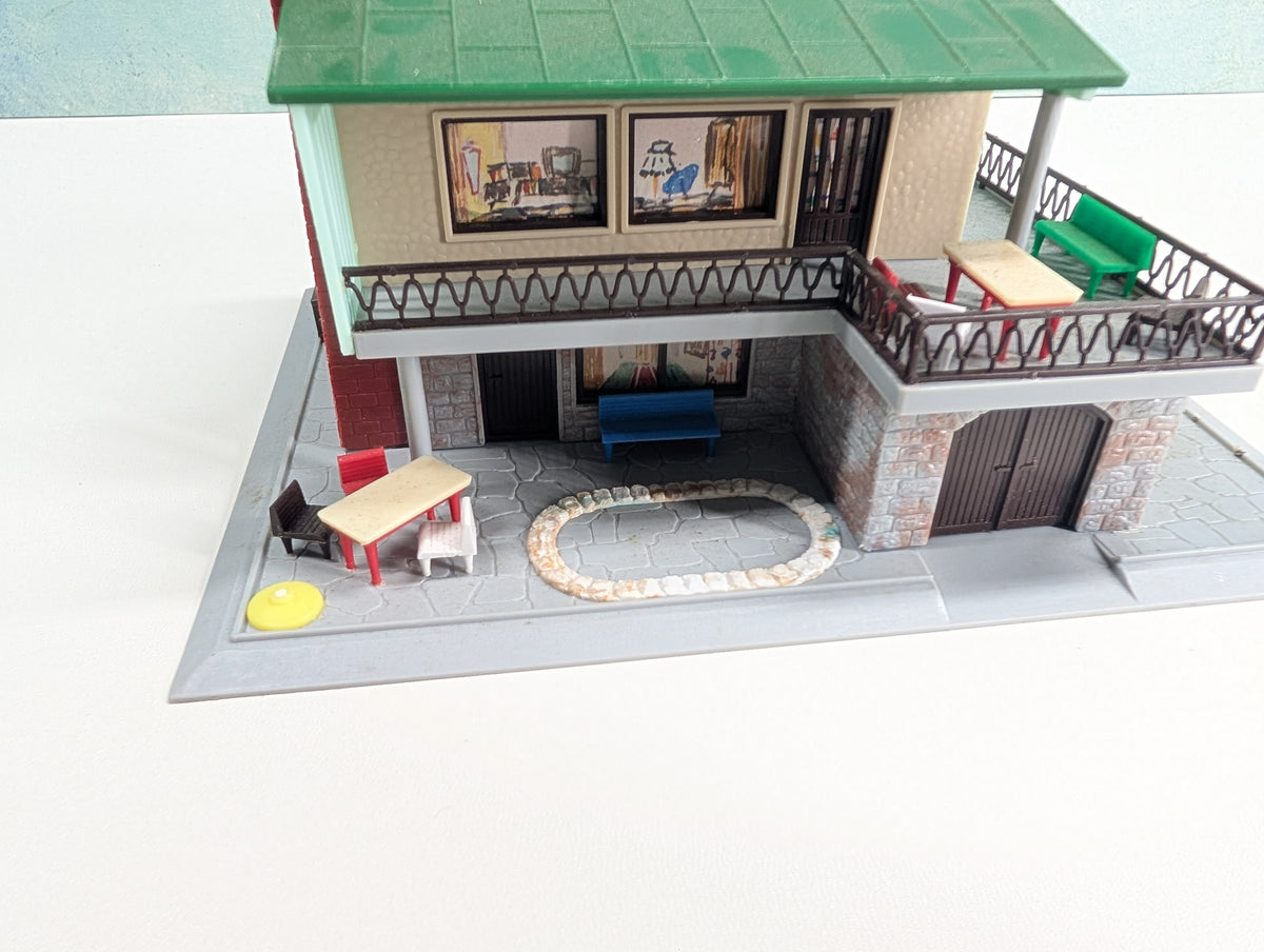 USED Hoffmann 523 HO Scale Villa Florida