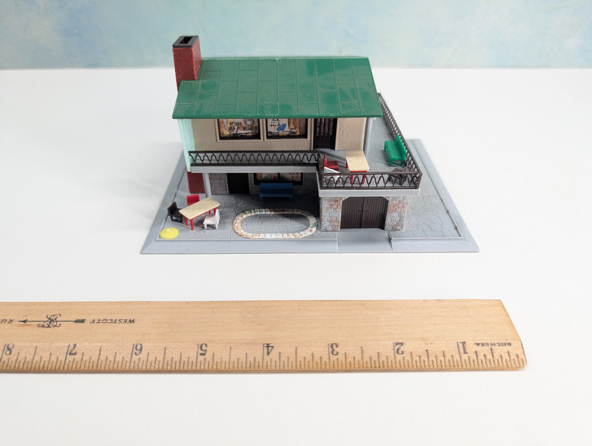 USED Hoffmann 523 HO Scale Villa Florida