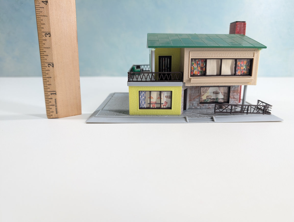 USED Hoffmann 523 HO Scale Villa Florida