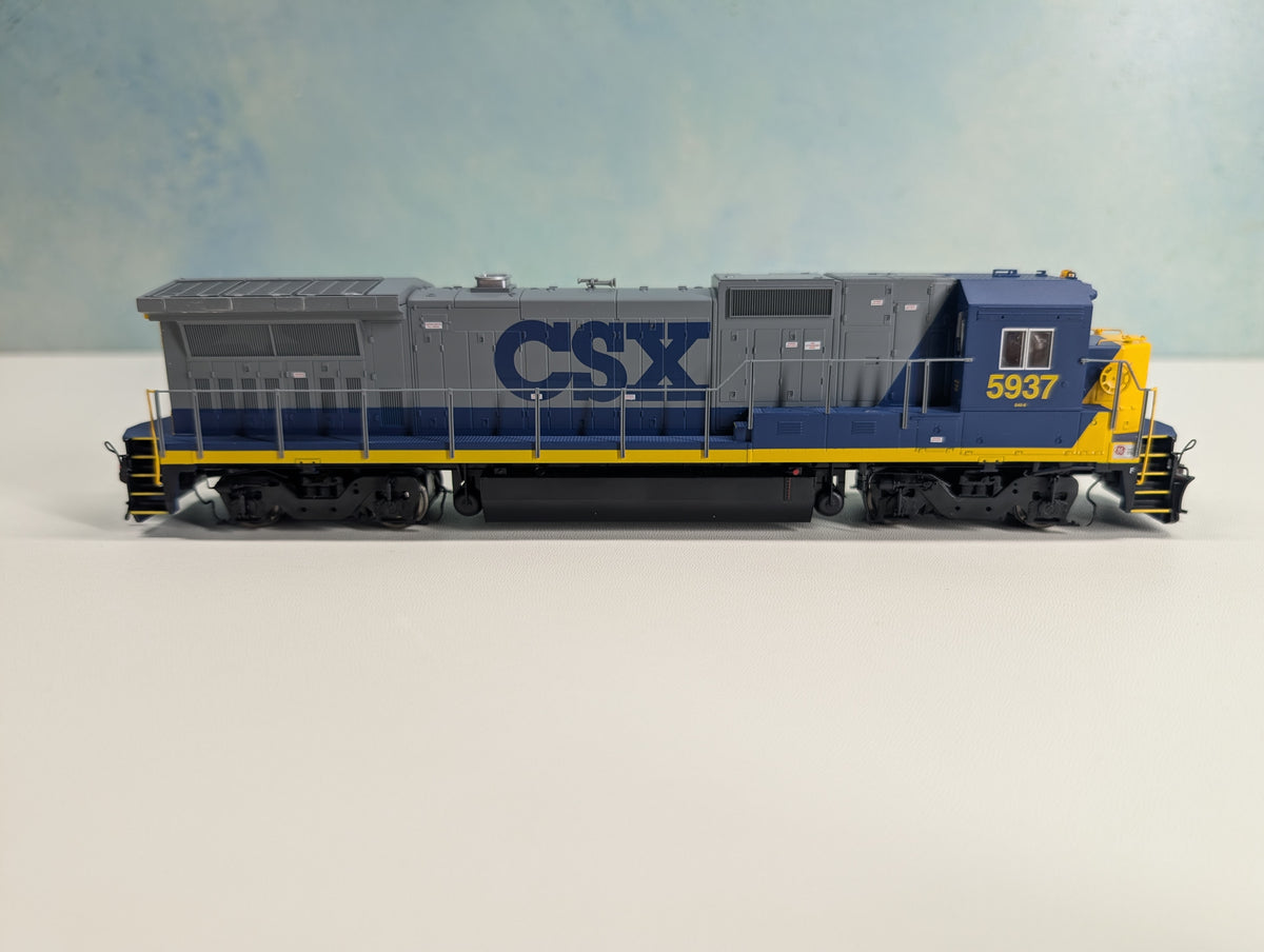 Atlas Master 9008 HO Scale Dash 8-40B Diesel Locomotive CSX #5937 Runs Great DC/DCC
