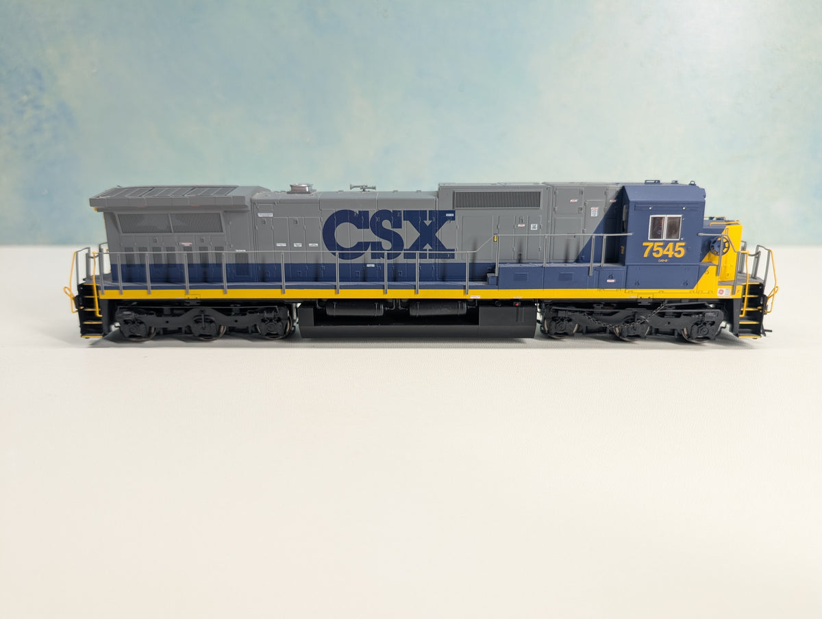 Atlas Master 7611 HO Scale Dash 8-40C Diesel Locomotive CSX #7545 Runs Great Silver DCC Ready