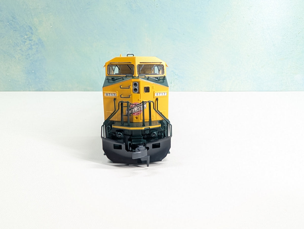 KATO #37-1311 HO Scale GE C44-9W Chicago & North Western CNW #8717 Operation Lifesaver - Runs Great DC
