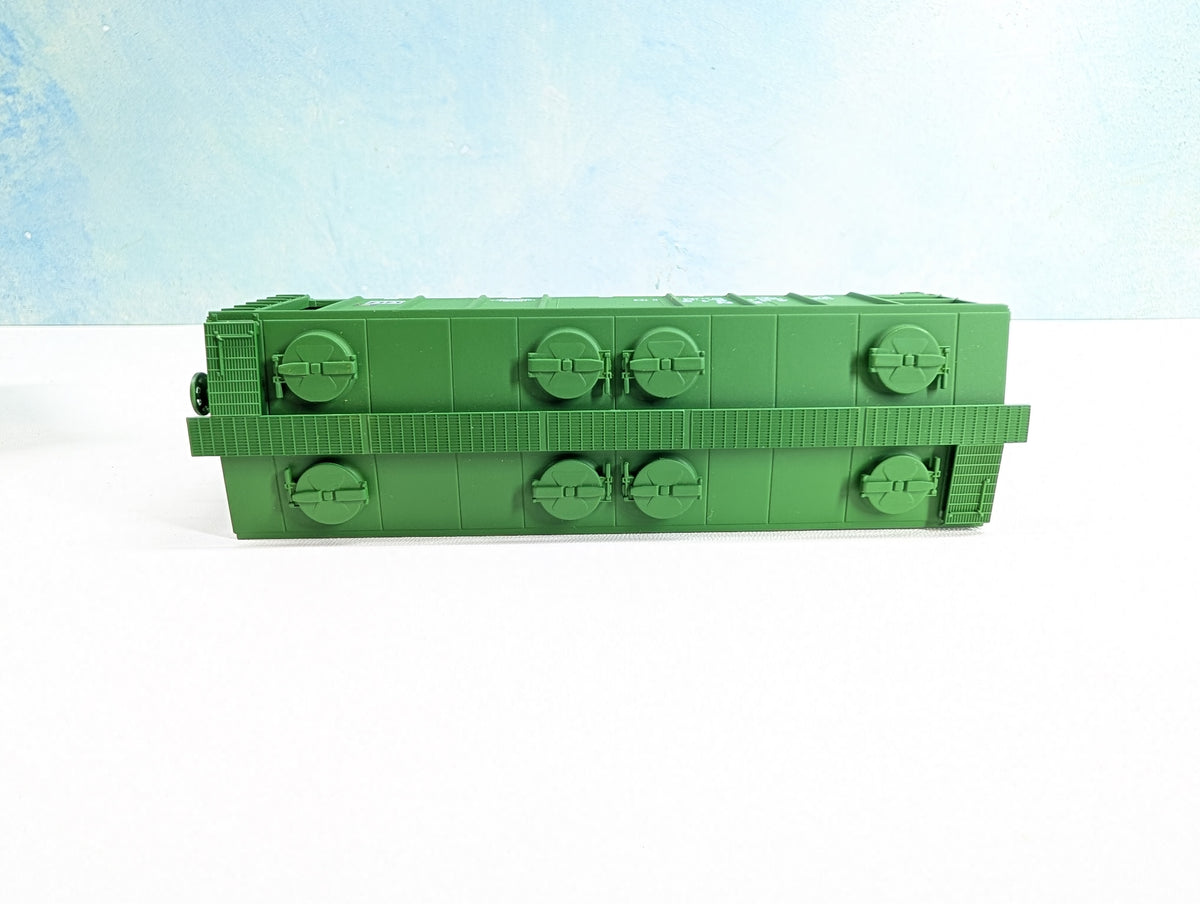 USED Atlas 1802 HO Scale PS-2 Covered Hopper Burlington Northern BN #424615