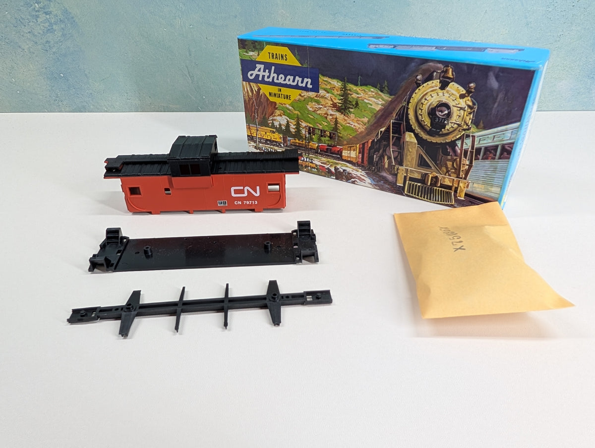 USED Athearn 5372 HO Scale Wide Vision Caboose Canadian National CN #79713 KIT