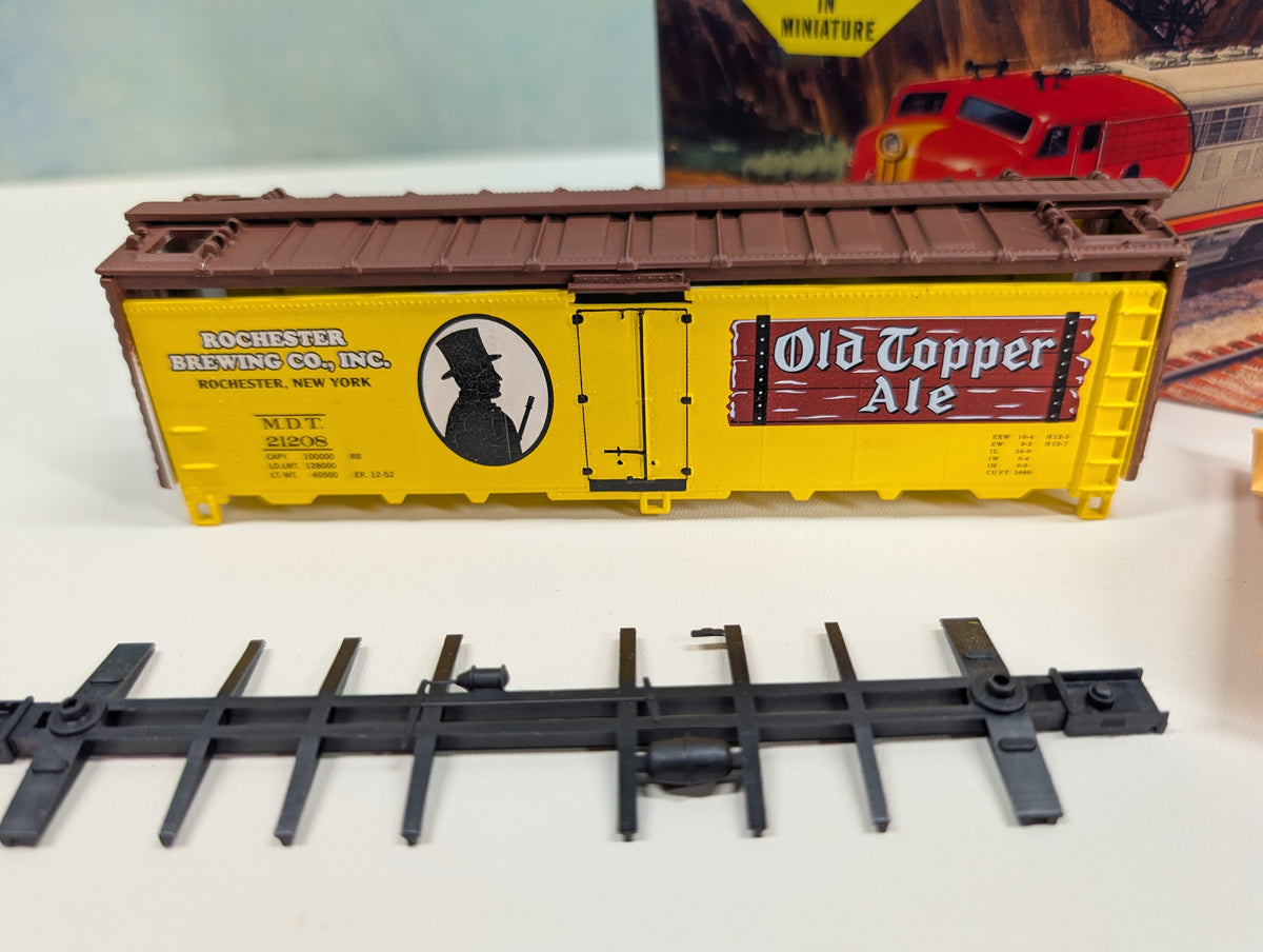 Athearn HO Scale 40' Reefer Box Car Old Copper Ale MDT #21208 Greenway Products Custom KIT