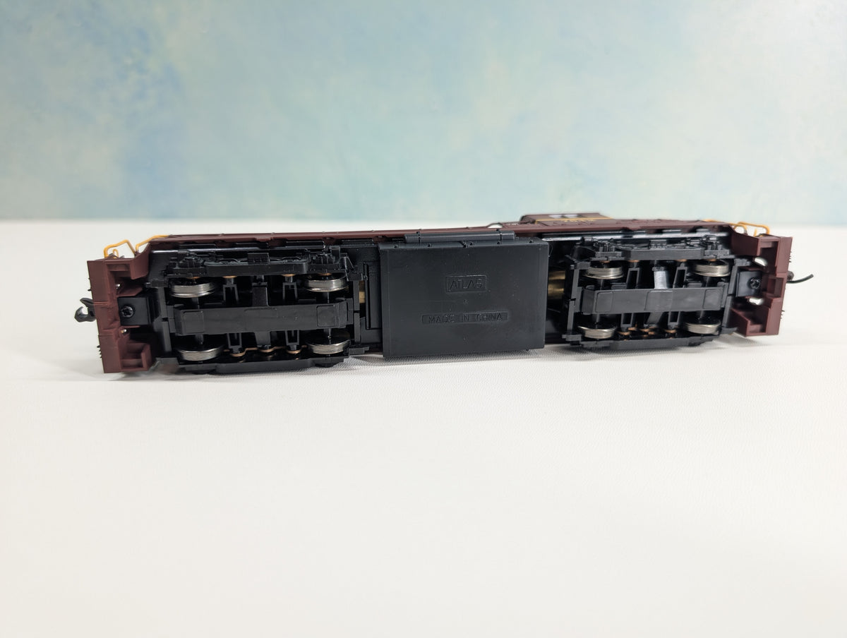 USED Atlas HO Scale High Nose RS-11 Diesel Locomotive Lehigh Valley LV #7642 Runs Great DC