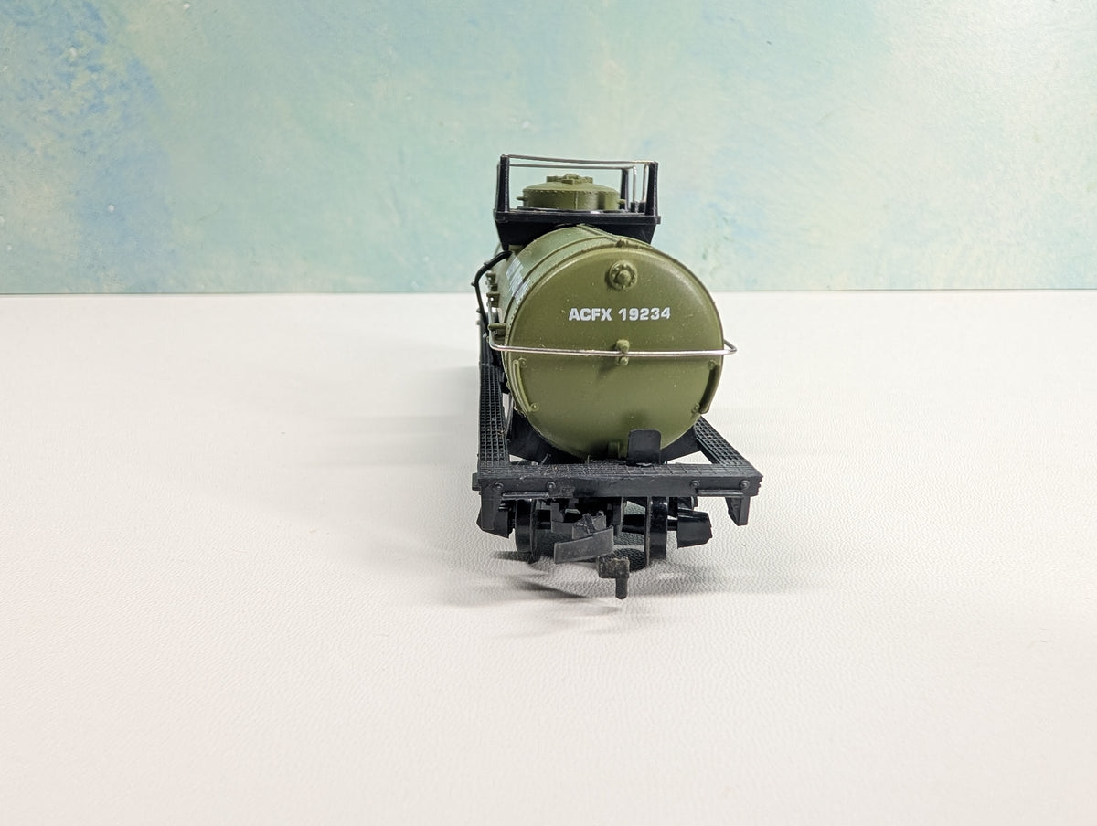 USED IHC HO Scale Tank Car BASF Wyandotte ACFX #19234