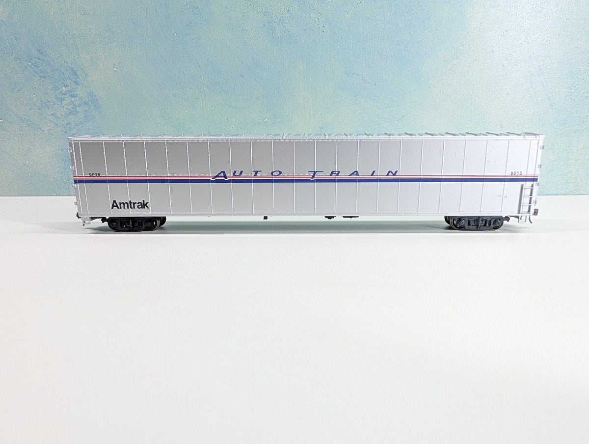 USED Walthers HO Scale 75' Auto Train, Auto Carrier Amtrak #9015 Metal Wheels