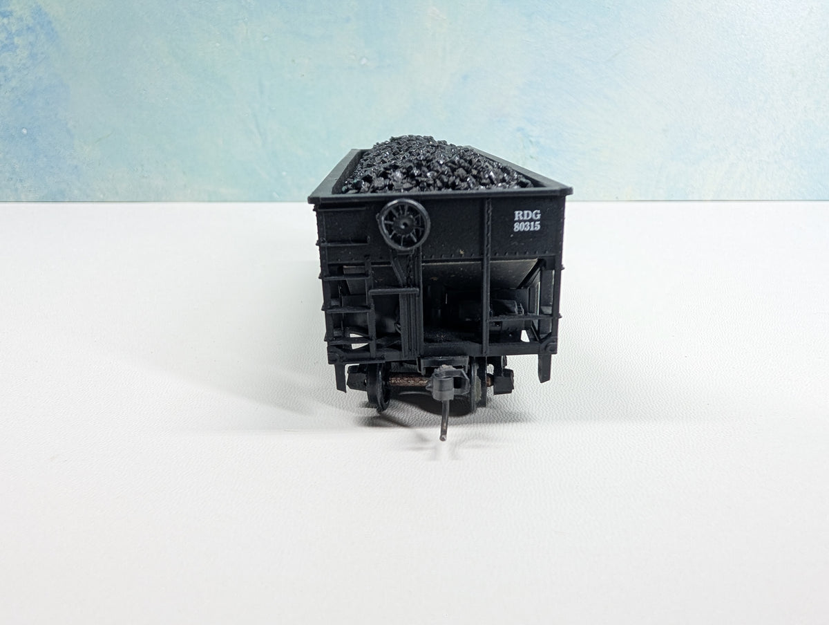 USED Athearn HO Scale Hopper w/ Coal Load Reading RDG #80315