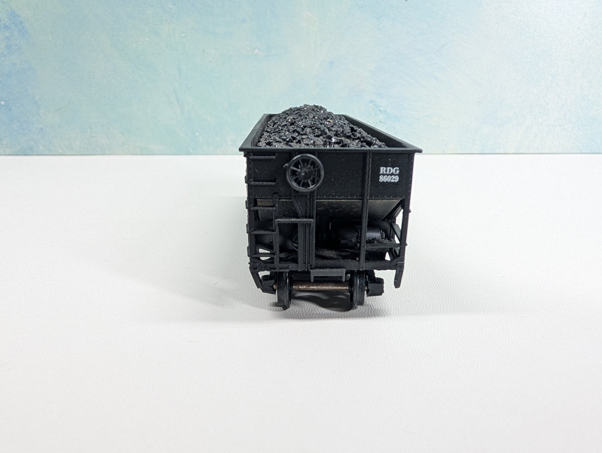 USED Athearn HO Scale Hopper w/ Coal Load Reading RDG #86029