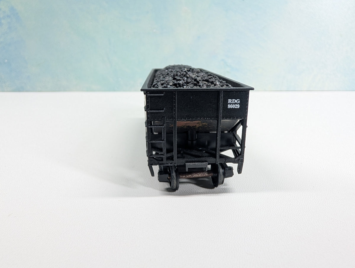 USED Athearn HO Scale Hopper w/ Coal Load Reading RDG #86029