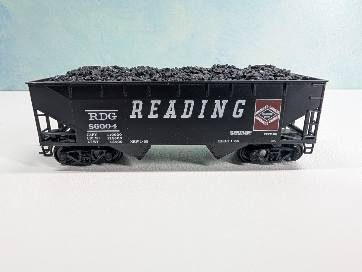 USED Athearn HO Scale Hopper w/ Coal Load Reading RDG #86004