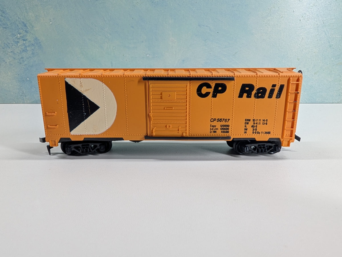 USED Tyco HO Scale 40' Box Car CP Rail CP #56767