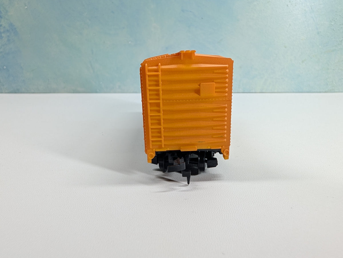 USED Tyco HO Scale 40' Box Car CP Rail CP #56767