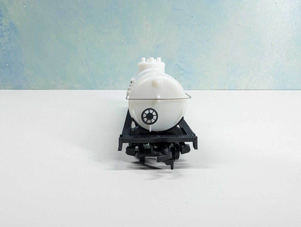 USED HO Scale Single Dome Tank Car Michigan Alkali Co GATX #39617