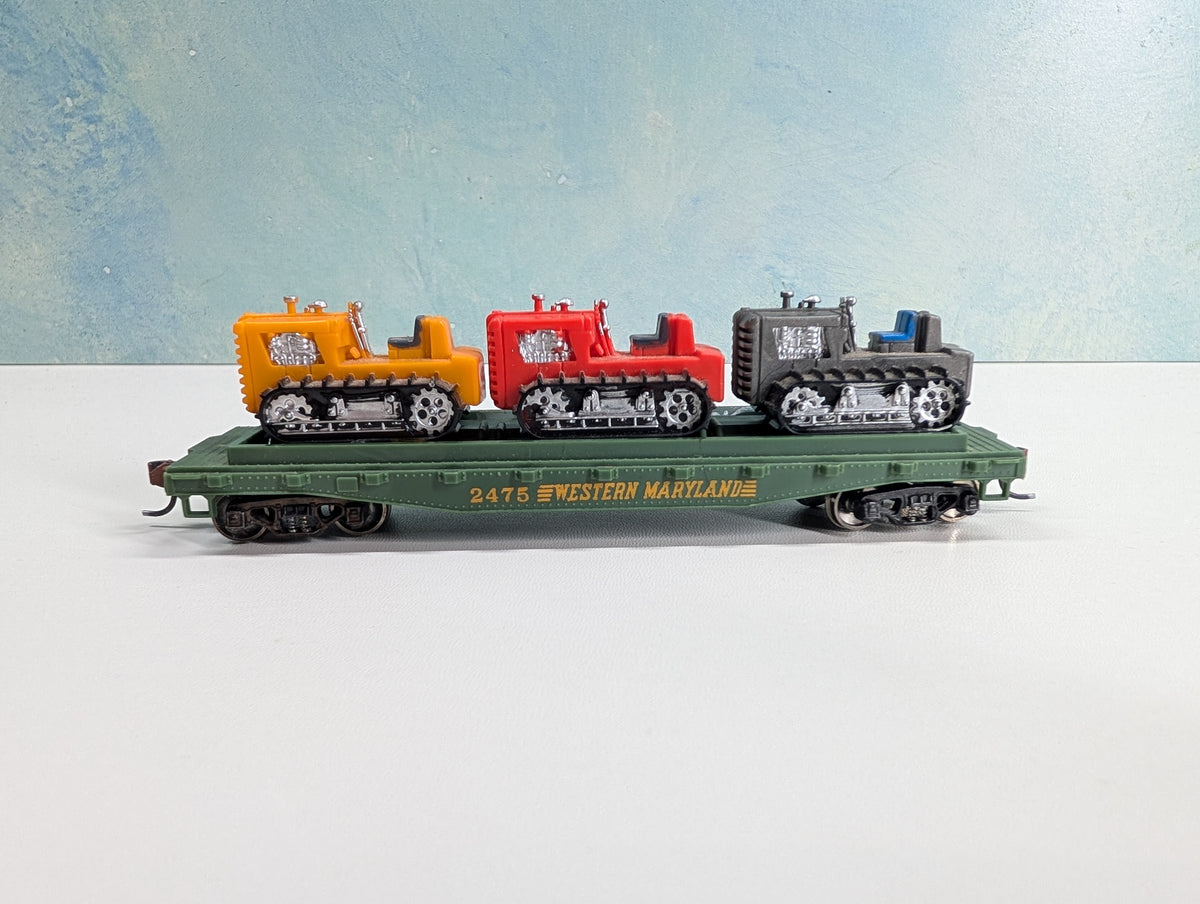 USED Mantua HO Scale Flat Car w/ Tractor Loads Western Maryland #2475
