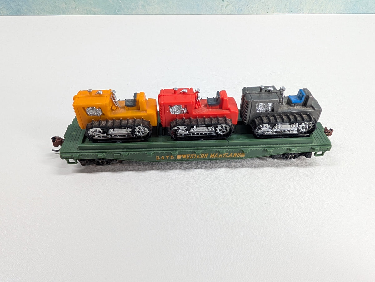 USED Mantua HO Scale Flat Car w/ Tractor Loads Western Maryland #2475