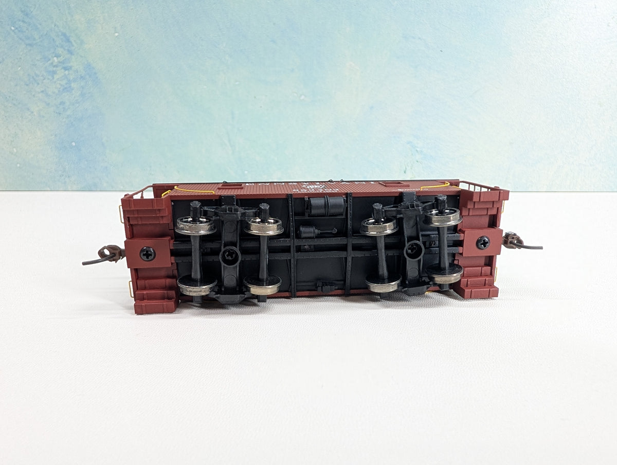 USED Walthers Proto HO Scale N6B Wood Caboose Pennsylvania #982402 Metal Wheels