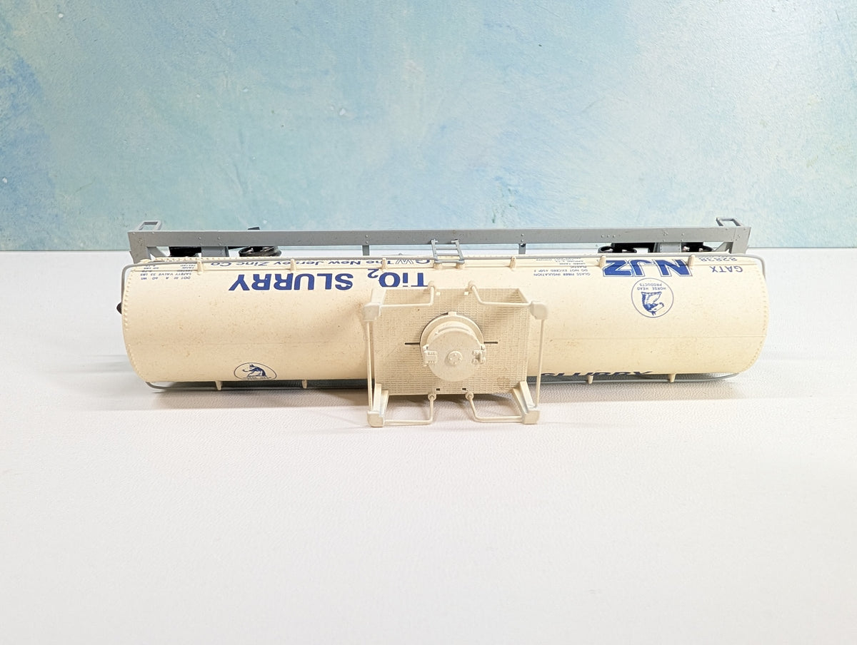USED Athearn HO Scale Tank Car New Jersey Zinc Co. GATX #82838 Metal Wheels